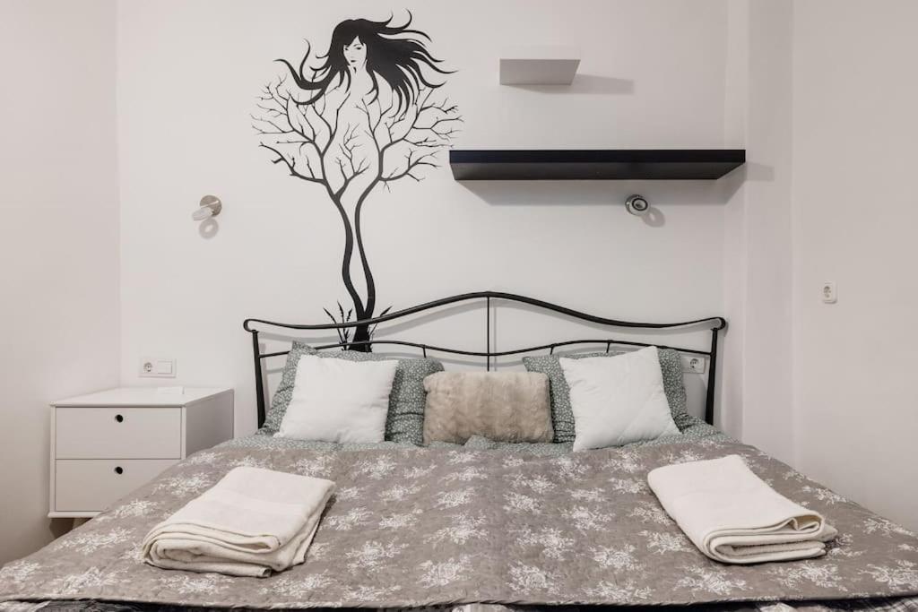Cosy Central Apartment At River, Budapest